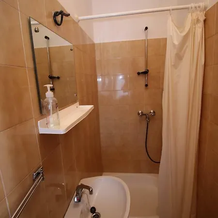Ani Apartment
