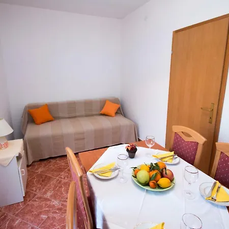 Ani Apartment Celina