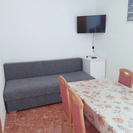 Ani Apartamento Čelina