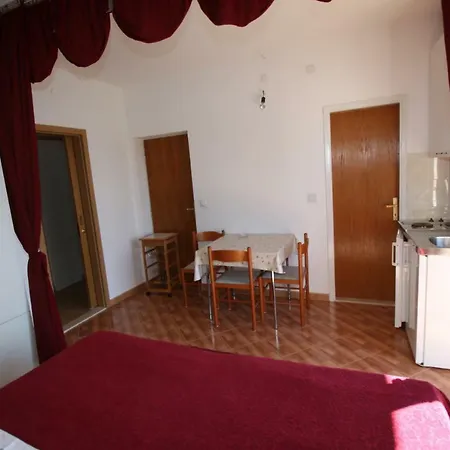 Ani Apartmán *