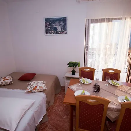 Ani Apartmán Celina